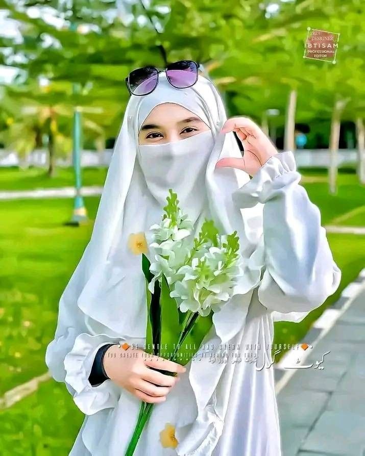 Hijab Girl Dp Pic Images Photos Pics Pictures Wallpapers hijab girl dp, hijab dp, hijab girl dp hd, hijab dp for whatsapp, hijab dp for instagram, hijab profile picture, hijab girl images, hijab girl photo, muslim girl dp, stylish hijab dp