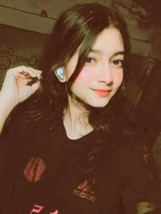 simple girls dp, simple girl dp pic, natural girl dp, cute simple dp girls, girls dp images, girls dp photos, simple profile picture girl, simple dp wallpapers, whatsapp dp girls simple, instagram dp girls simple