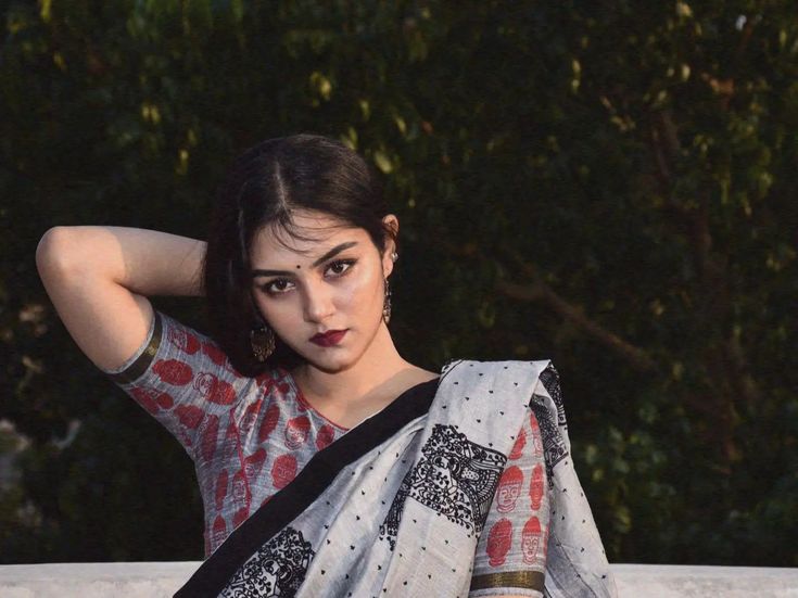 girls dp, girls dp photos, girl dp pic, girls profile picture, stylish girls dp, cute girls dp, girls dp images, girls dp wallpapers, instagram dp girls, whatsapp dp girls