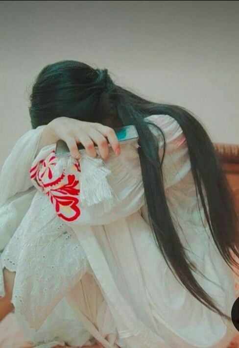 hidden face girls dp, stylish hidden face girl dp, hidden face girl images, hidden face dp for girls, stylish girl dp, mystery girl dp, hidden face profile picture, aesthetic hidden face girl dp, girl dp hidden face, hidden face girl wallpapers