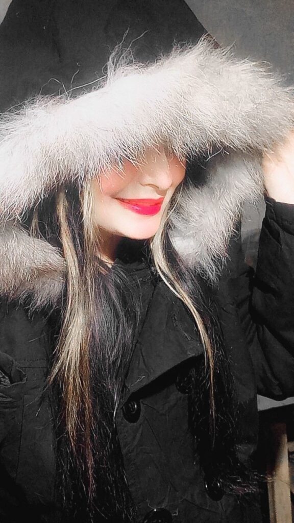 hidden face girls dp, stylish hidden face girl dp, hidden face girl images, hidden face dp for girls, stylish girl dp, mystery girl dp, hidden face profile picture, aesthetic hidden face girl dp, girl dp hidden face, hidden face girl wallpapers