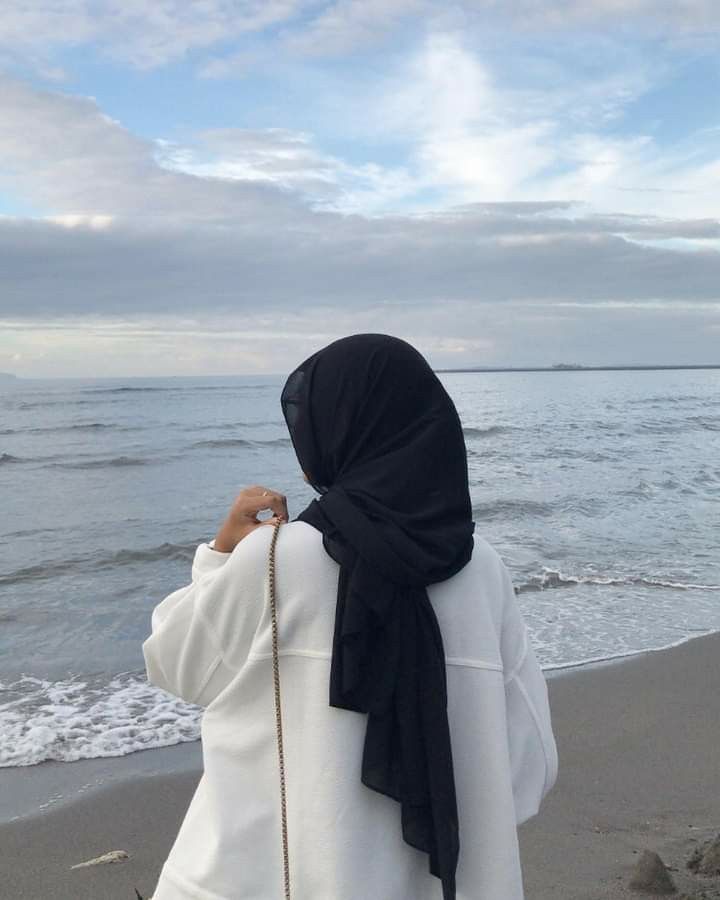 muslim girls dp, hijab girl dp, islamic girl dp, muslim girl profile picture, hijab dp images, muslim girls photos, hijab girl pics, muslim girl dp wallpapers, stylish hijab dp, simple muslim girl dp