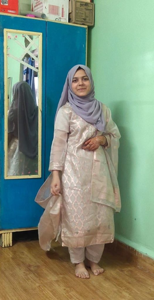 muslim girls dp, hijab girl dp, islamic girl dp, muslim girl profile picture, hijab dp images, muslim girls photos, hijab girl pics, muslim girl dp wallpapers, stylish hijab dp, simple muslim girl dp