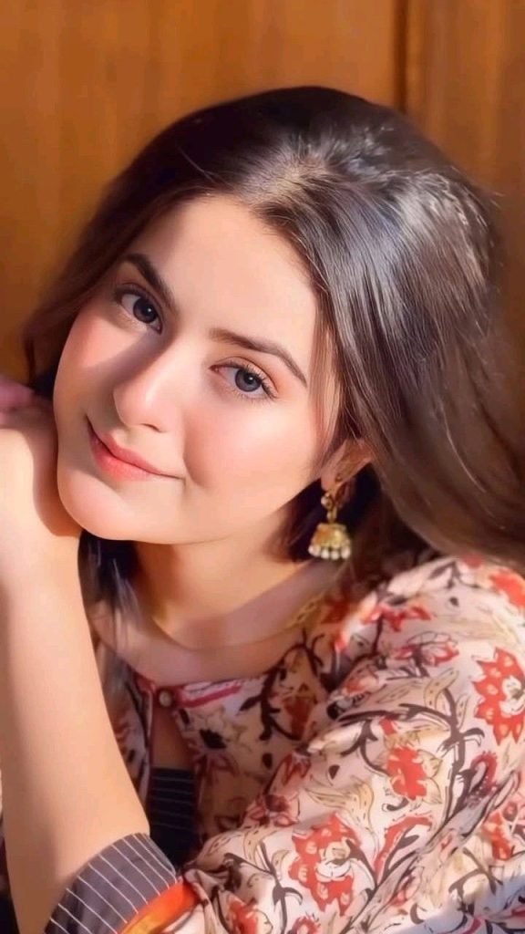 profile pictures girls, girls dp images, girls profile picture, cute girls dp, stylish girls dp, whatsapp dp for girls, instagram dp for girls, girls photo dp, beautiful girls profile pic, hd girls dp