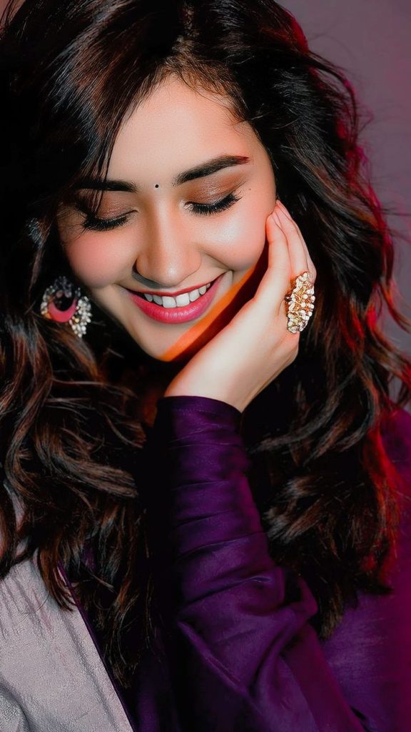 real girls dp, real girl photos dp, natural girls dp, real girls profile picture, real girl dp pic, simple girls dp, stylish real girls dp, real girls images, real girls wallpapers, real dp for girls
