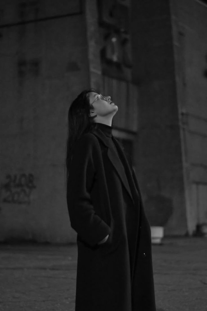 sad dp girls, sad girl dp images, emotional girl dp, sad girls profile picture, alone girl dp, broken heart girl dp, sad dp for whatsapp girls, sad dp for instagram girls, lonely girl dp, sad girl wallpapers