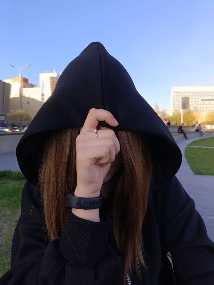 hidden face girls dp, stylish hidden face girl dp, hidden face girl images, hidden face dp for girls, stylish girl dp, mystery girl dp, hidden face profile picture, aesthetic hidden face girl dp, girl dp hidden face, hidden face girl wallpapers