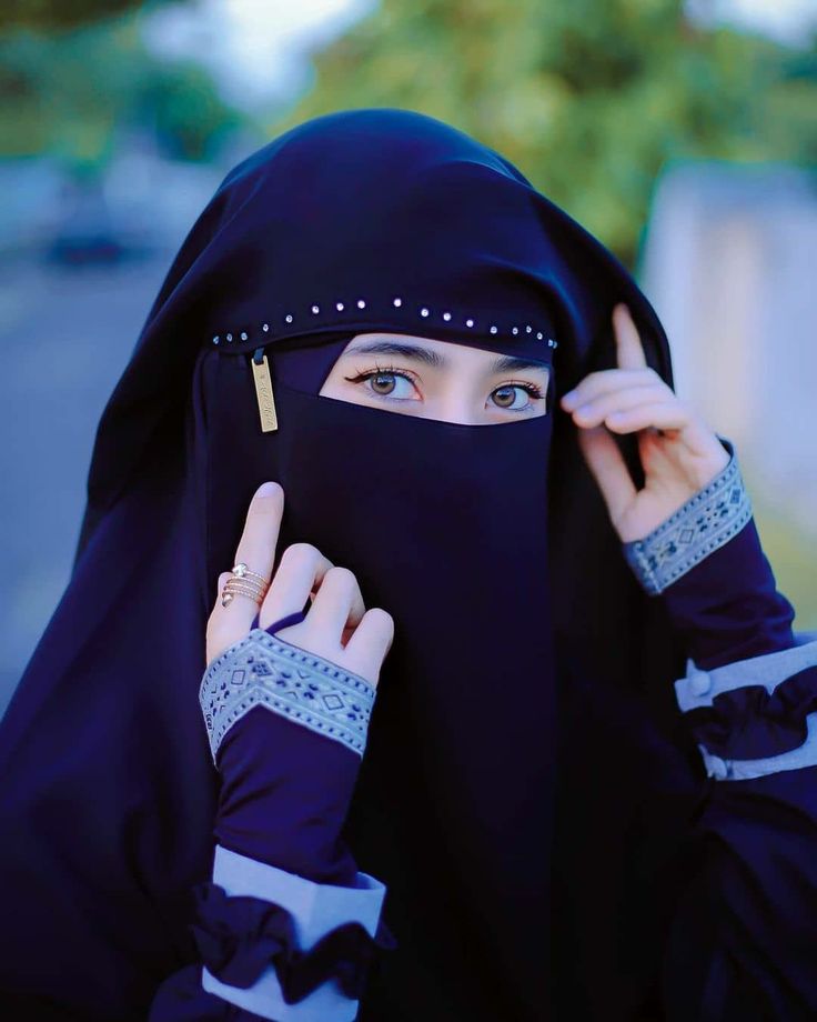 Hijab Girl Dp Pic Images Photos Pics Pictures Wallpapers hijab girl dp, hijab dp, hijab girl dp hd, hijab dp for whatsapp, hijab dp for instagram, hijab profile picture, hijab girl images, hijab girl photo, muslim girl dp, stylish hijab dp