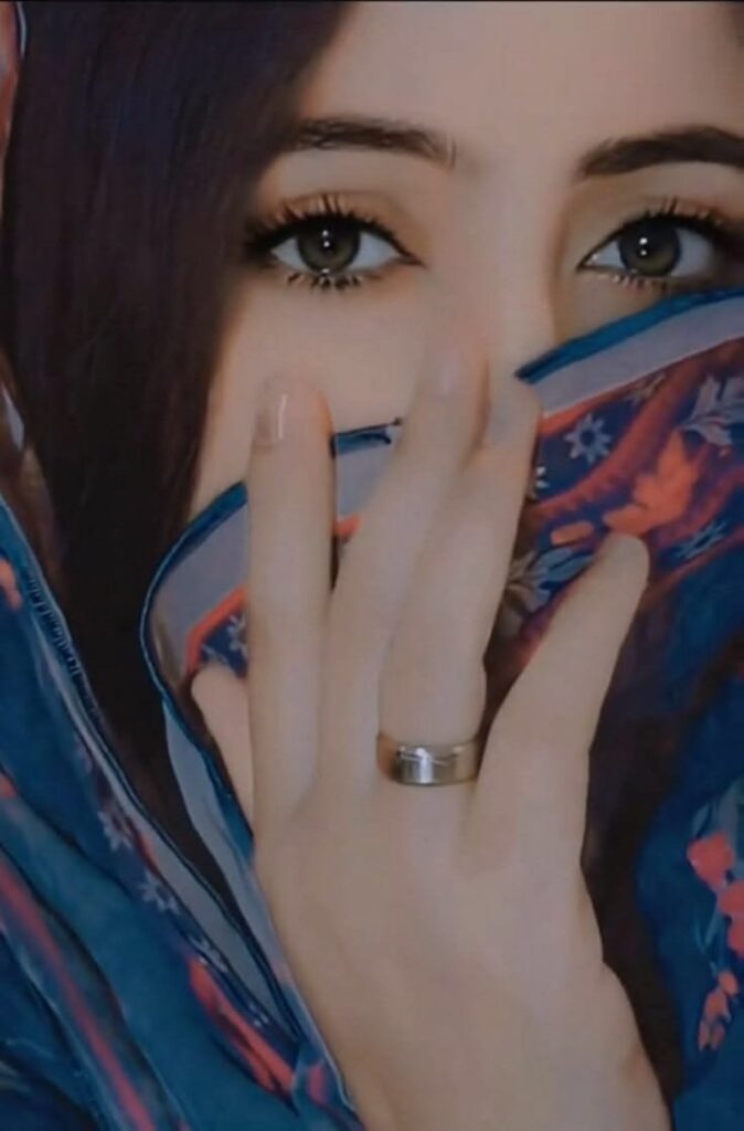 hidden face girls dp, stylish hidden face girl dp, hidden face girl images, hidden face dp for girls, stylish girl dp, mystery girl dp, hidden face profile picture, aesthetic hidden face girl dp, girl dp hidden face, hidden face girl wallpapers